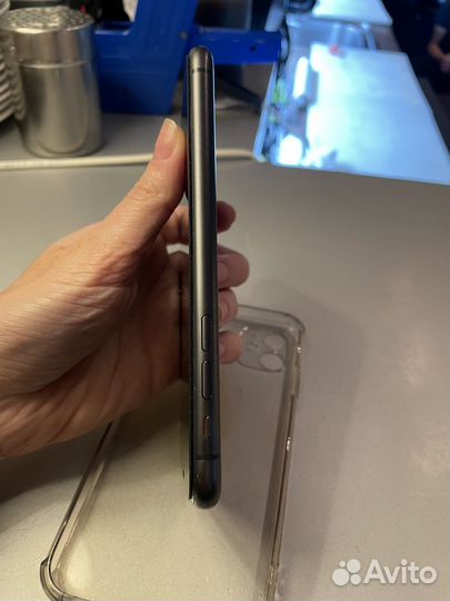 Apple iPhone 11