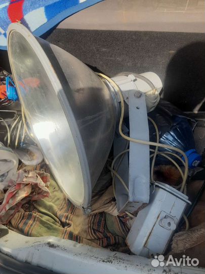 Прожектор уличный