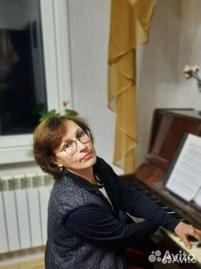 Преподаватель фортепиано, сольфеджио, вокал