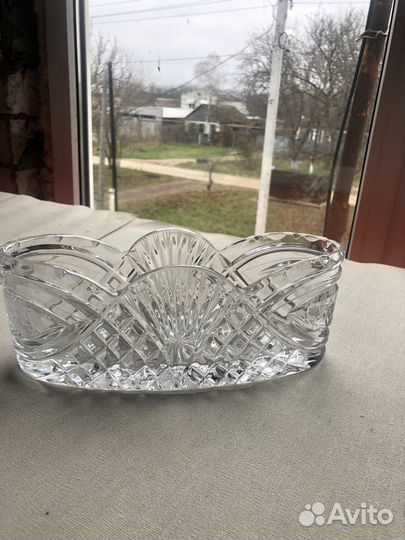 Хрустальная ваза