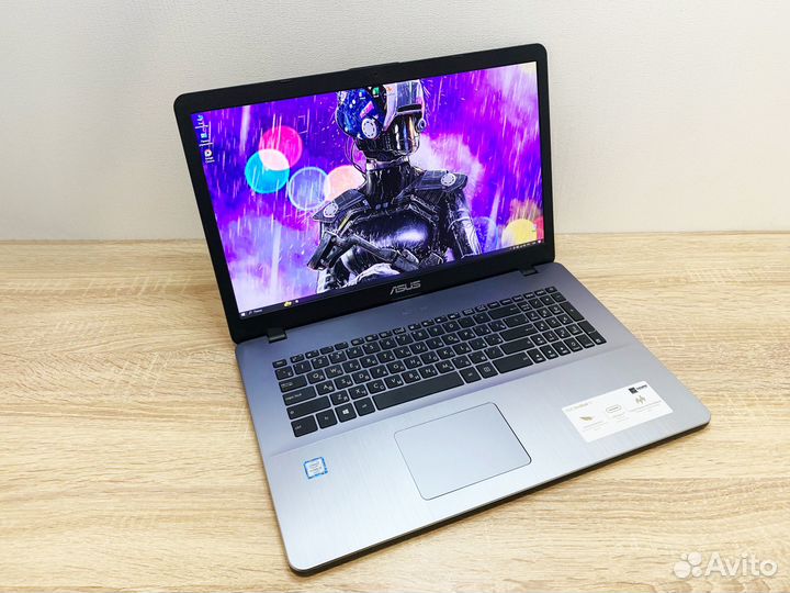 Игровой Asus 17.3 IPS/ Core i3/ 16GB DDR4/ 920MX