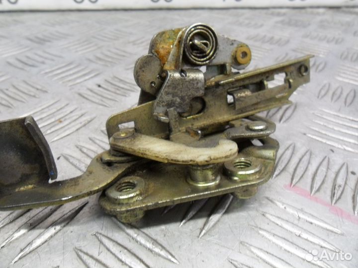 Б/У Замок двери передней левой#001