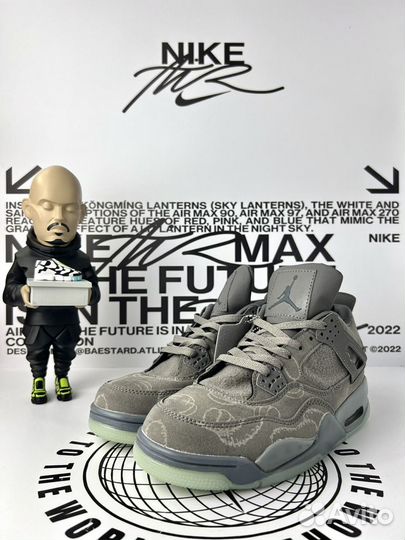 Nike air jordan 4 retro kaws