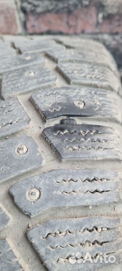 Continental IceContact 2 215/60 R16 99T