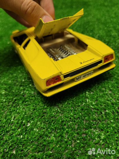 Модель авто Labborgini Diablo 1/24