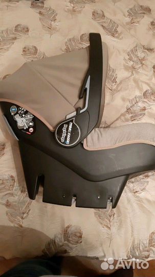 Детское кресло группа 0+ Peg Perego Primo Viaggio