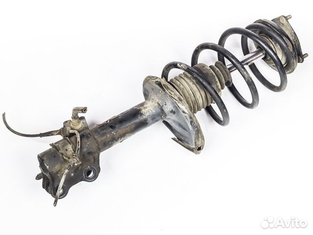 Амортизатор подвески Nissan Bluebird Sylphy