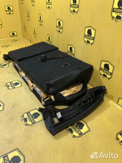 Сиденье салонное Skoda Superb