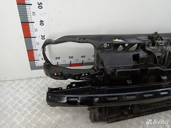 Панель передняя (телевизор) для Volkswagen Golf 4