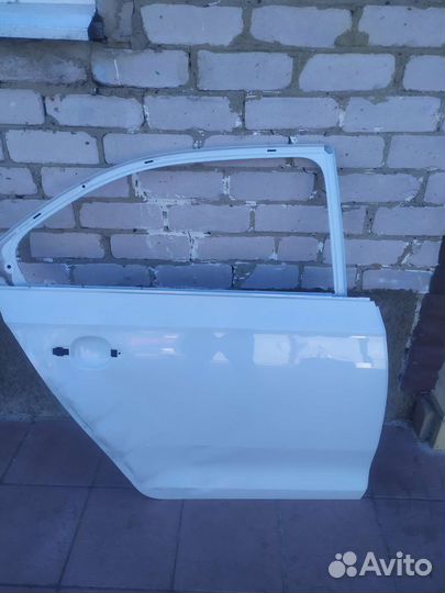 Дверь правая skoda rapid 2017г. б/у