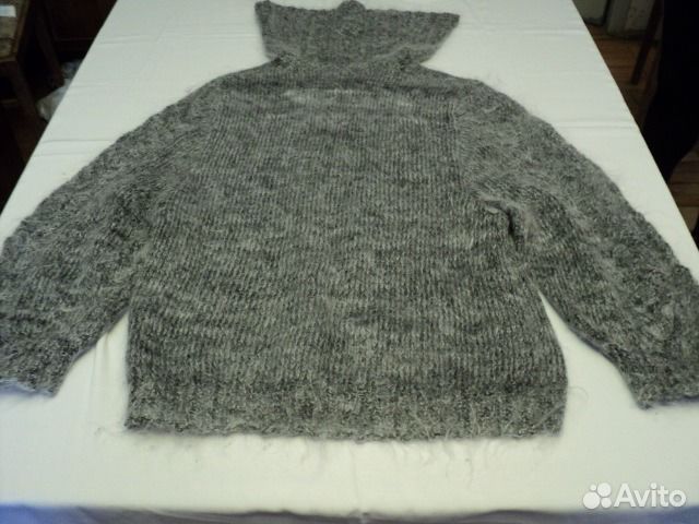 Свитер шерстяной серый