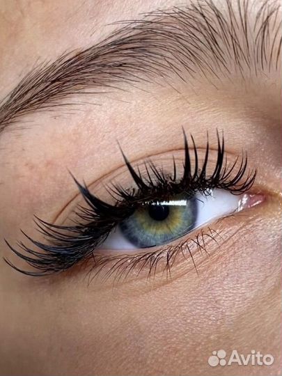 Наращивание ресниц модель