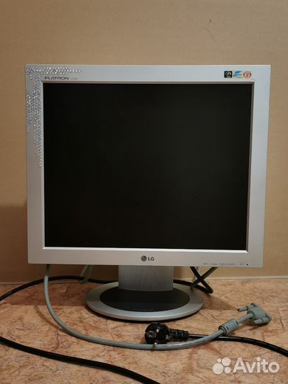 Монитор LG Flatron