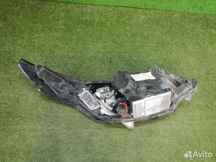 Фара левая Land Rover Discovery V