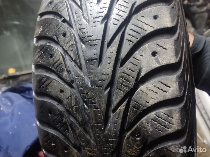 Yokohama Ice Guard Stud IG55 195/65 R15 95T