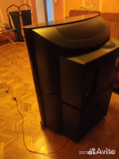Телевизор с тумбой. Philips Раритетный