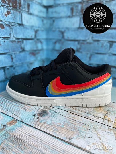 Кроссовки Nike SB Dunk Low Polaroid