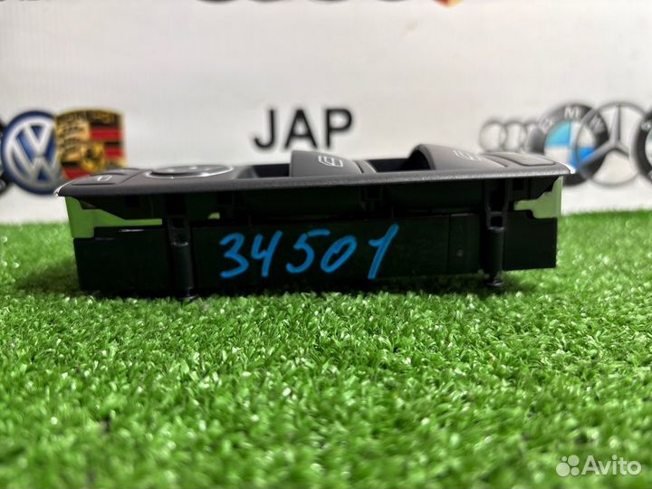 Блок управления стеклоподъемниками Mercedes-Benz C