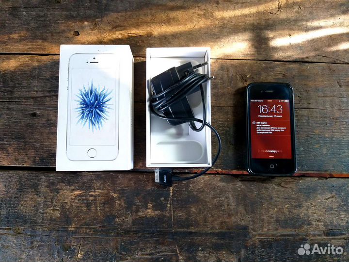 Телефон iPhone 4s