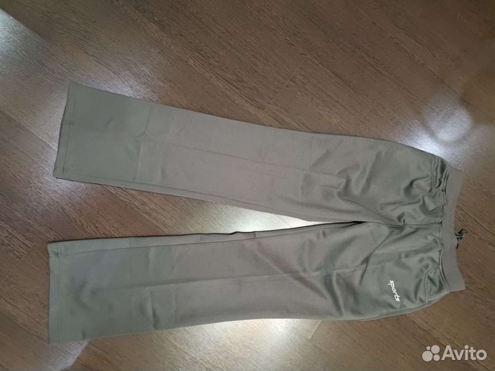 Спортивный костюм женский новый XL