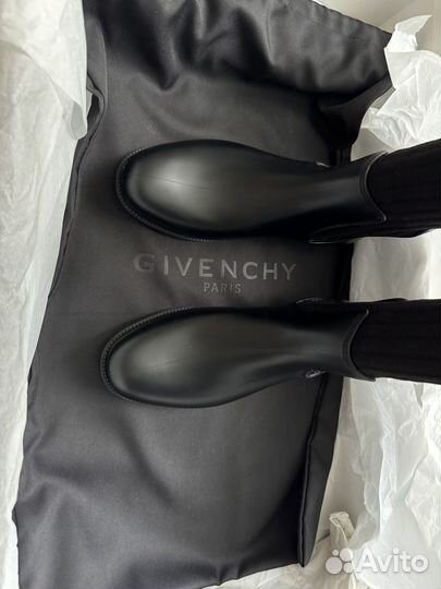 Givenchy сапоги 37