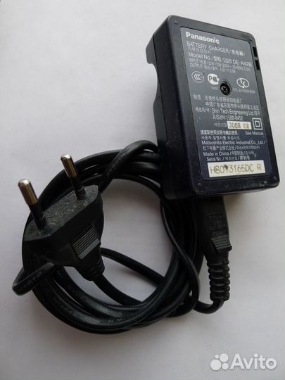 Зарядное устройство Panasonic DE-A42B к CGA-S005E
