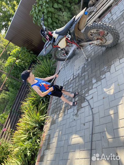 Мотоцикл zumm cb250