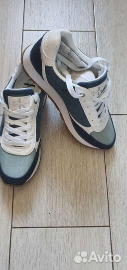 Calvin klein кроссовки женские 38