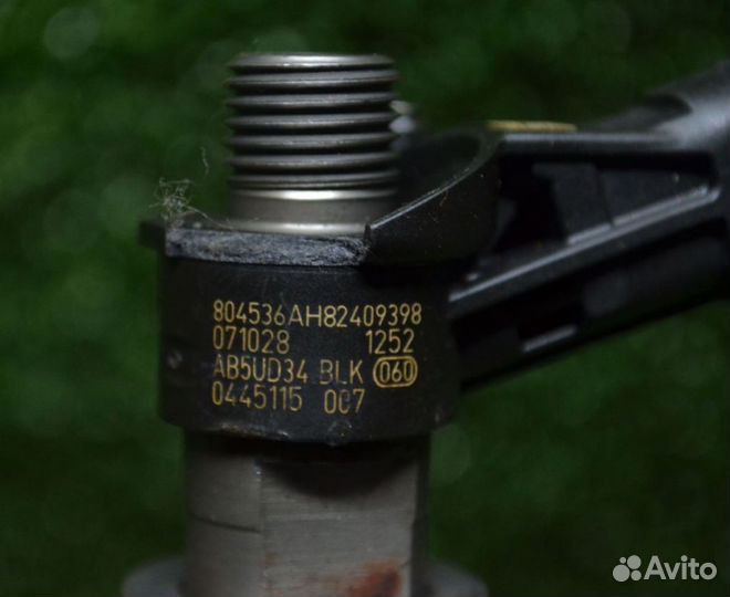 Форсунка дизельная Renault M9R 2.0 dCI 0445115007