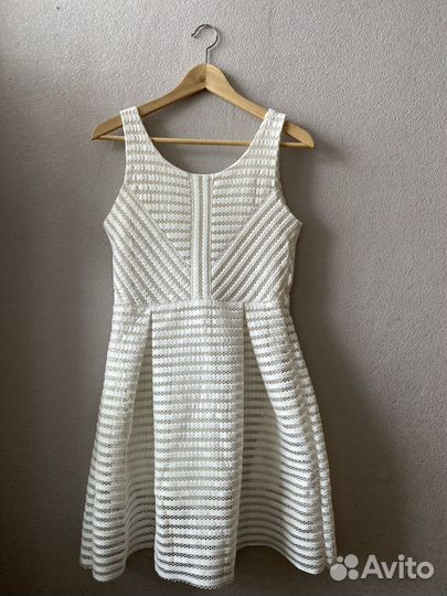 Платье женское кружевное 42 44