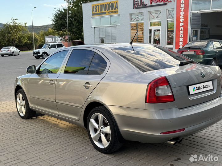 Skoda Octavia 1.8 AT, 2011, 260 000 км