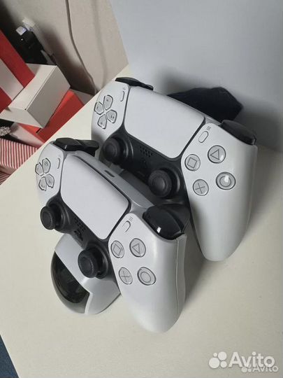 Sony PlayStation 5 с дисководом (CFI-1218A 01)