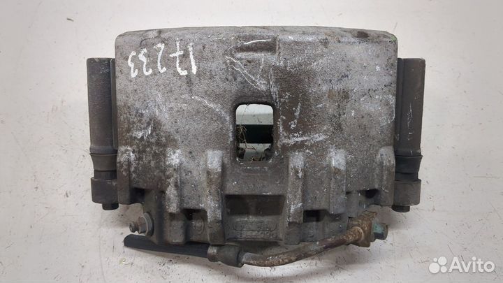 Суппорт левый передний Cadillac SRX