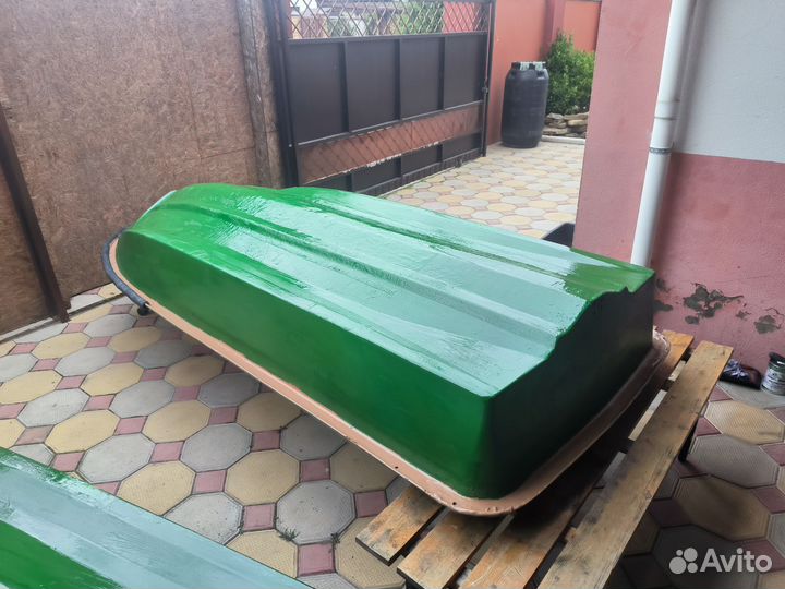 Весельная лодка 