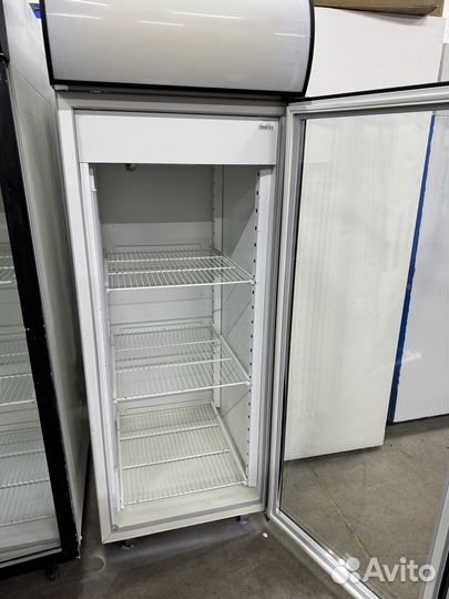 Холодильный шкаф Polair со стеклом от 1 до 10 C