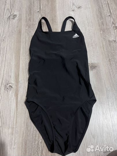 Купальник женский слитный