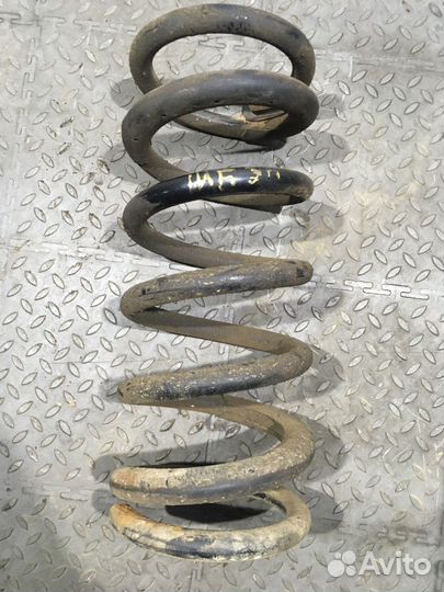 Пружина подвески задняя (Infiniti QX56)
