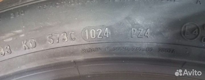 Pirelli P Zero PZ4 245/45 R20 и 275/40 R20 106W