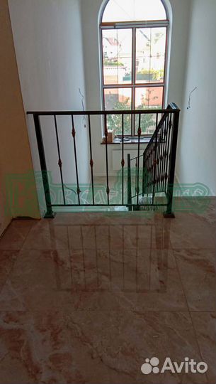 Кованое лестничное ограждение «Л011»