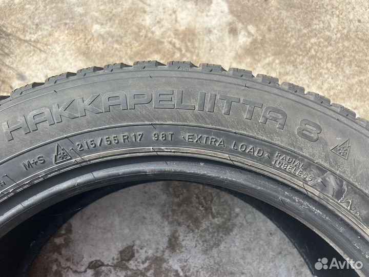 Nokian Tyres Hakkapeliitta 8 215/55 R17