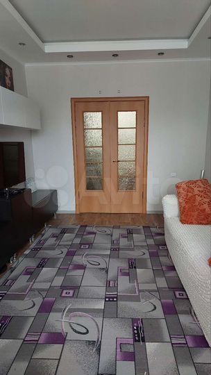 3-к. квартира, 74 м², 2/5 эт.