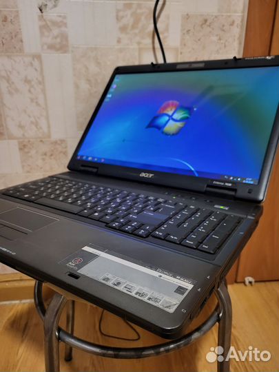 Ноутбук Acer большой в хорошем состоянии