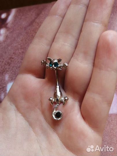 Пирсинг в пупок