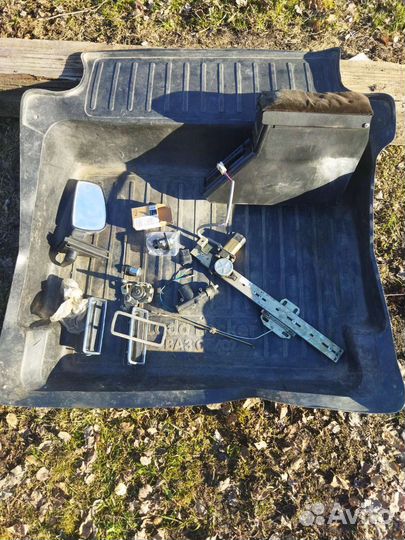 Стекло подъёмник ваз 2107