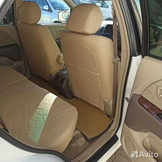 Чехлы на Toyota Harrier