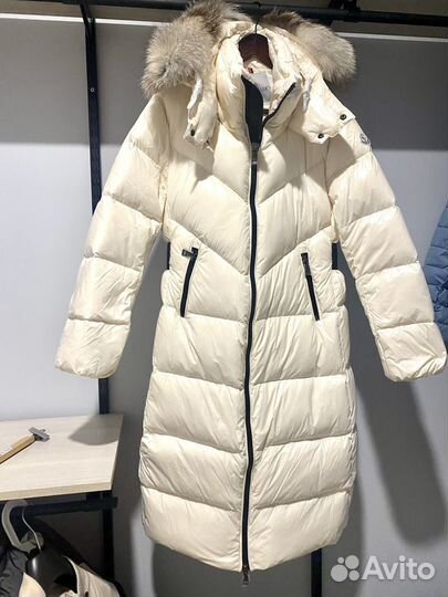 Пуховик moncler женский 44