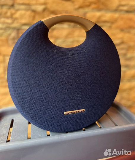 Harman Kardon Onyx studio 5