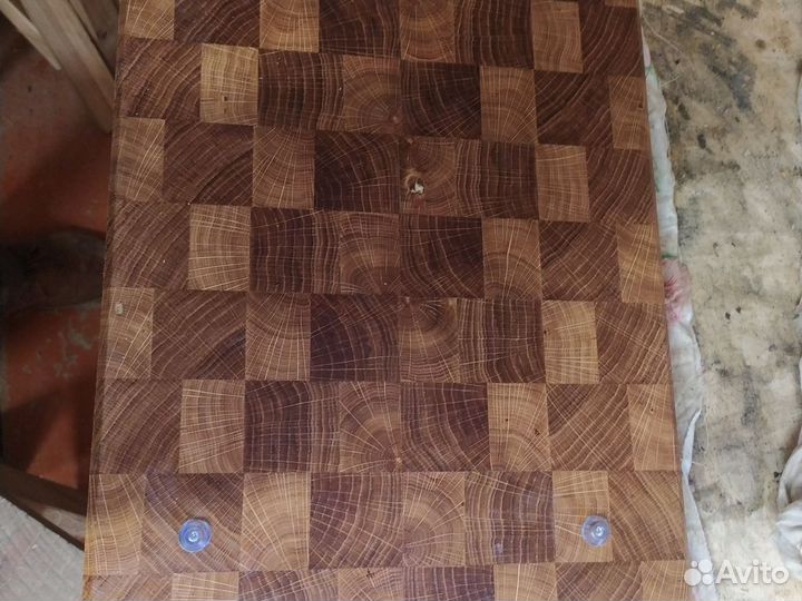 Торцевая разделочная доска из дуба