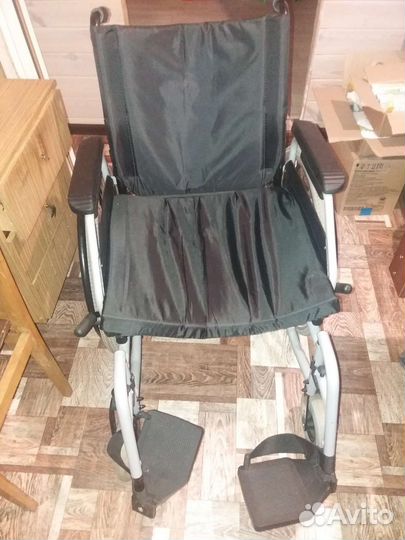 Коляска инвалидная