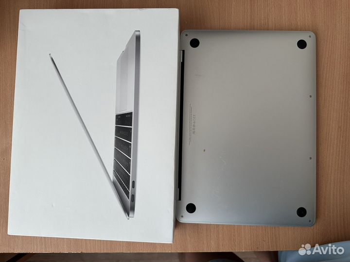 Macbook pro 13 2017 a1708